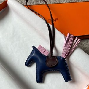 Hermès NEW Rodeo Pm